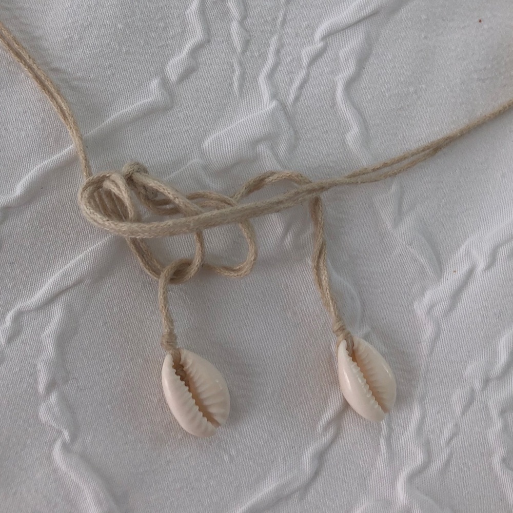 She’ll necklace - Picture 3 of 3